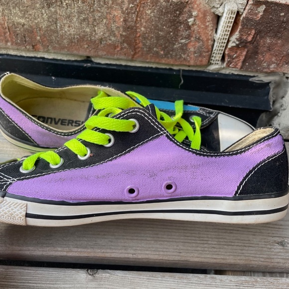 Converse All Stars Shoes Sz 7 MTV Custom Design Low Rise - Picture 5 of 8